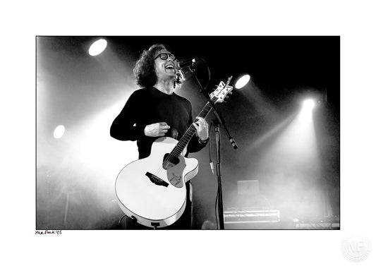 Miles Hunt @ Shiiine On